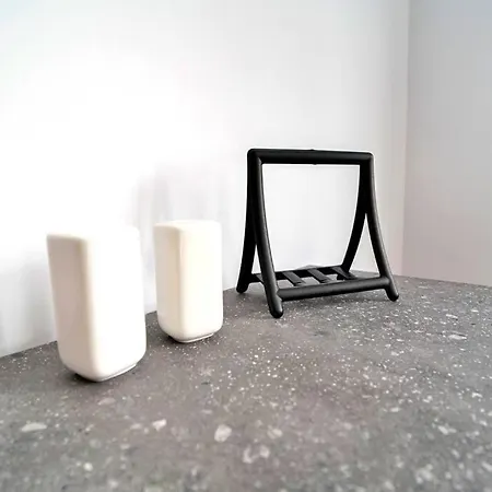 City 1 Bd By Hostlovers *