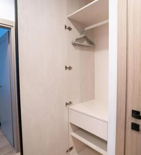 City 1 Bd By Hostlovers