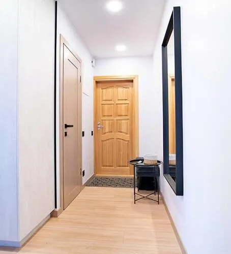 City 1 Bd By Hostlovers *