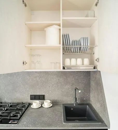 City 1 Bd By Hostlovers